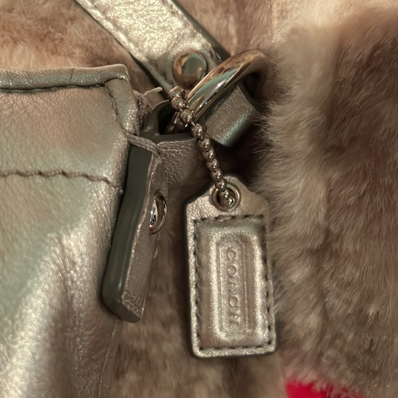 NWT Coach Silver Pleated Leather Top Handle Bag rv$148 f45548 - Picture 4 of 9